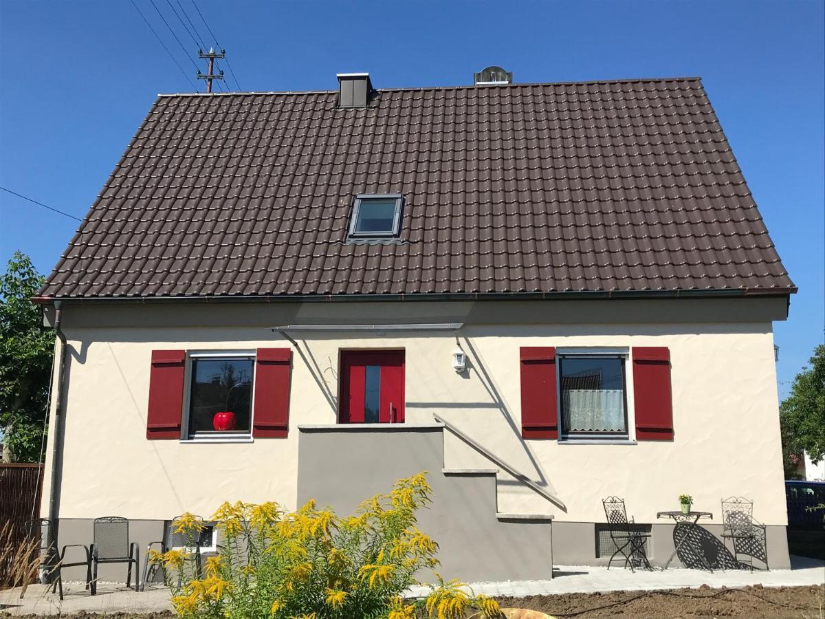 Ferienhaus Bei Lauingen, Mit Sauna Und Gartenlounge Veitriedhausen Luaran gambar